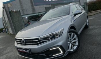 VOLKSWAGEN PASSAT SW 218 CH GTE HYBRIDE RECHARGEABLE DSG complet