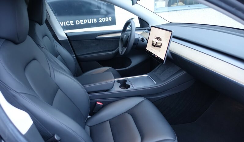 TESLA MODEL Y STANDARD RWD complet