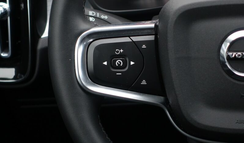 VOLVO XC 40 T5 HYBRIDE RECHARGEABLE GEARTRONIC 262 CH  INSCRIPTION complet