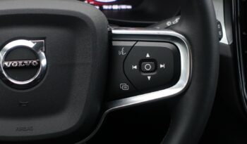 VOLVO XC 40 T5 HYBRIDE RECHARGEABLE GEARTRONIC 262 CH  INSCRIPTION complet
