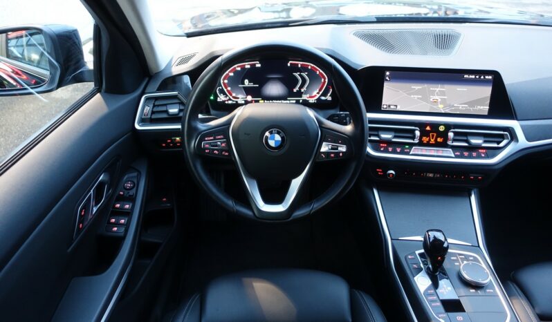 BMW 318 DA TOURING SERIE 3 MHEV BVA complet