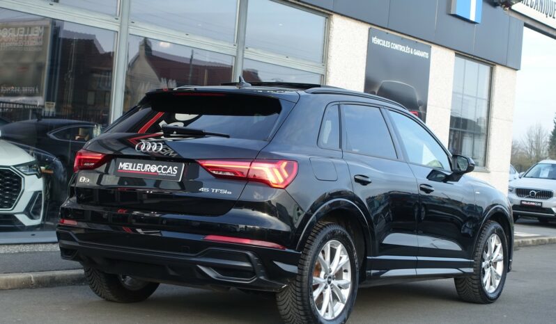 AUDI Q3 45 TFSI E S-TRONIC 245 CH HYBRIDE RECHARGEABLE S-LINE complet