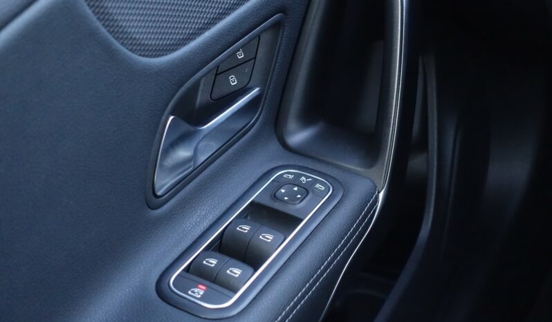 MERCEDES CLASSE CLA 200D SHOOTING BRAKE 150 CH 8G-DCT complet