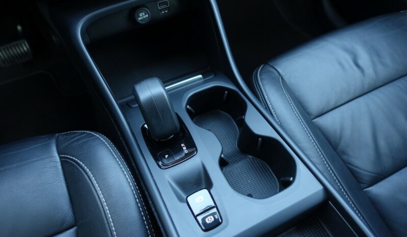 VOLVO XC 40 T4 HYBRIDE RECHARGEABLE GEARTRONIC 211 CH  INSCRIPTION complet