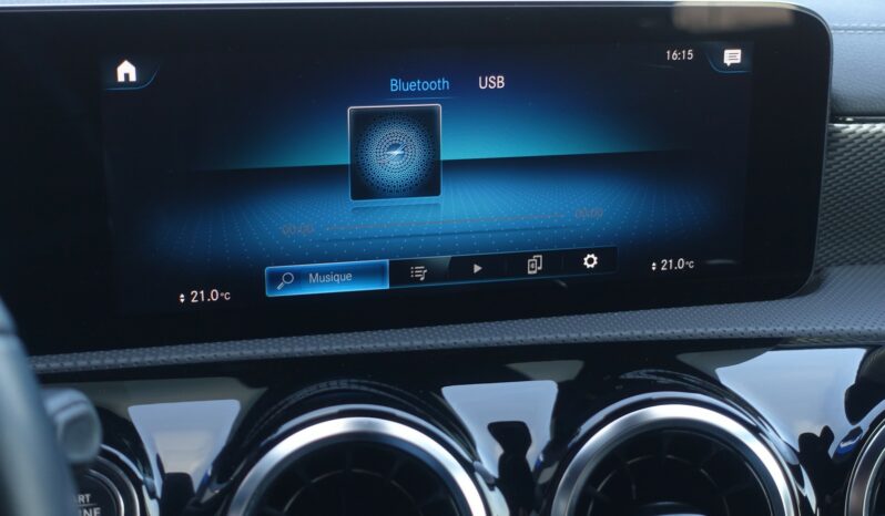 MERCEDES CLASSE CLA 200D SHOOTING BRAKE 150 CH 8G-DCT complet