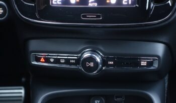 VOLVO XC 40 T5 HYBRIDE RECHARGEABLE GEARTRONIC 262 CH ( 180 CH + 82 CH )  R-DESIGN complet