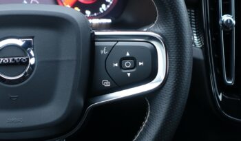 VOLVO XC 40 T5 HYBRIDE RECHARGEABLE GEARTRONIC 262 CH ( 180 CH + 82 CH )  R-DESIGN complet