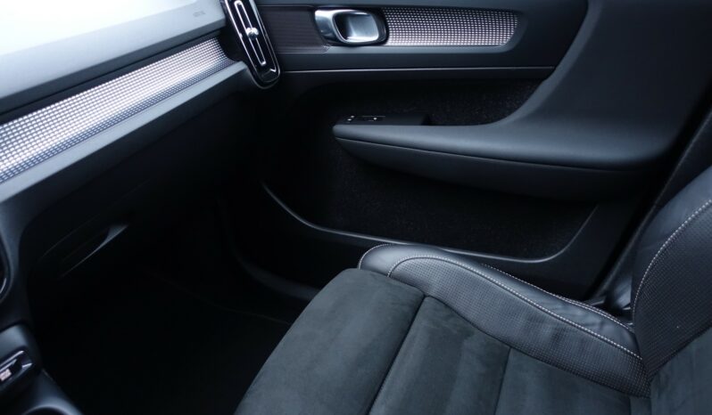 VOLVO XC 40 T5 HYBRIDE RECHARGEABLE GEARTRONIC 262 CH ( 180 CH + 82 CH )  R-DESIGN complet