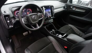VOLVO XC 40 T4 HYBRIDE RECHARGEABLE GEARTRONIC 211 CH  R-DESIGN complet