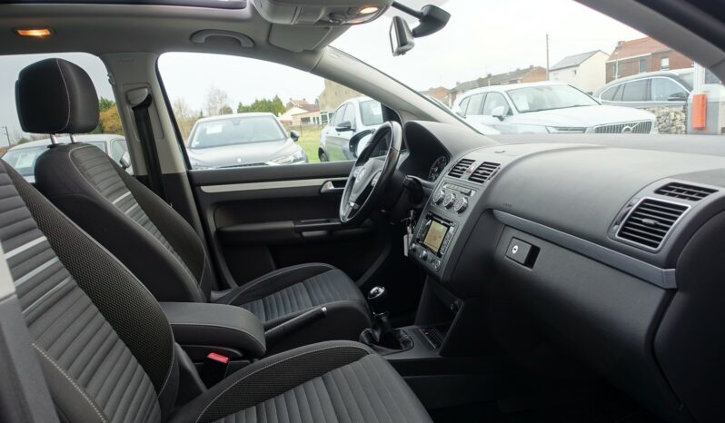VOLKSWAGEN TOURAN 2.0 L TDI 140 CH 7 PLACES complet
