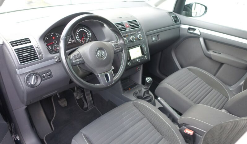 VOLKSWAGEN TOURAN 2.0 L TDI 140 CH 7 PLACES complet