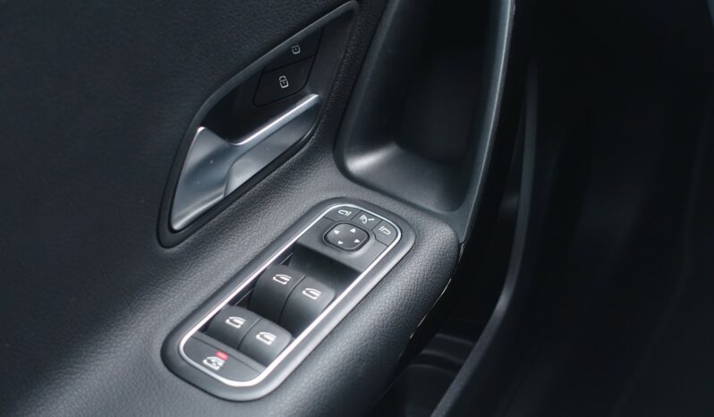 MERCEDES CLASSE A 180D 7G-DCT complet