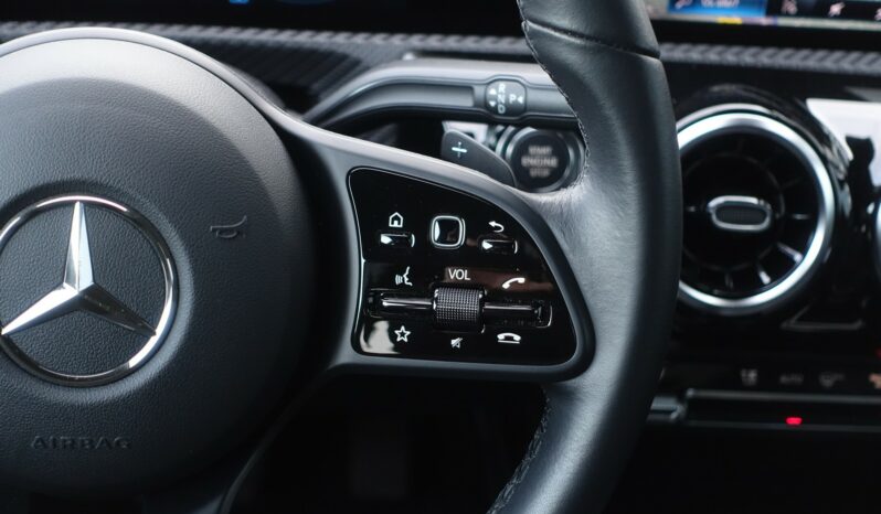 MERCEDES CLASSE A 180D 7G-DCT complet