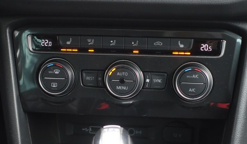 VOLKSWAGEN TIGUAN 2.0L TDI DSG7 150CH 4 MOTION CARAT complet