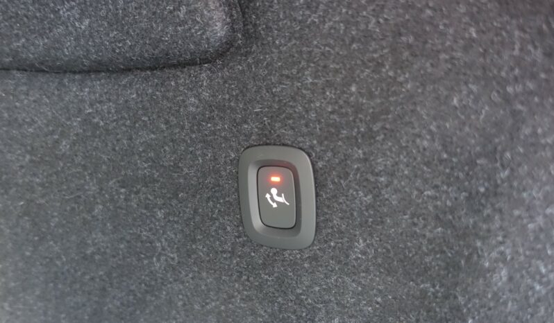 VOLVO XC 40 T4 HYBRIDE RECHARGEABLE GEARTRONIC 211 CH  INSCRIPTION complet