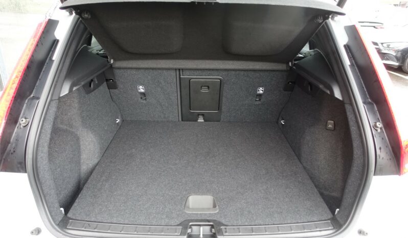 VOLVO XC 40 T4 HYBRIDE RECHARGEABLE GEARTRONIC 211 CH  R-DESIGN complet