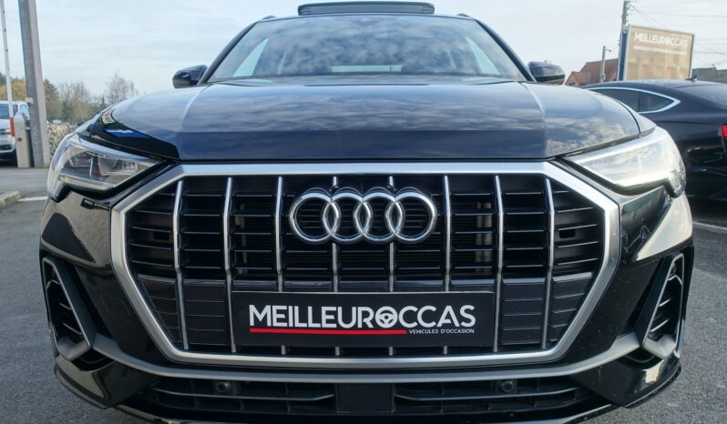 AUDI Q3 45 TFSI E S-TRONIC 245 CH HYBRIDE RECHARGEABLE S-LINE complet