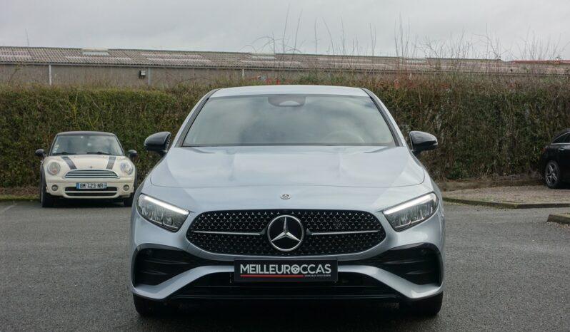 MERCEDES CLASSE A 250 E 8G-DCT 218 CH HYBRIDE RECHARGEABLE AMG-LINE complet