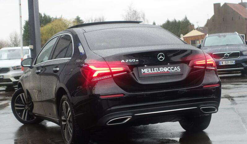 MERCEDES CLASSE A 250 E BERLINE 218 CH EQ POWER HYBRIDE 8G-DCT complet