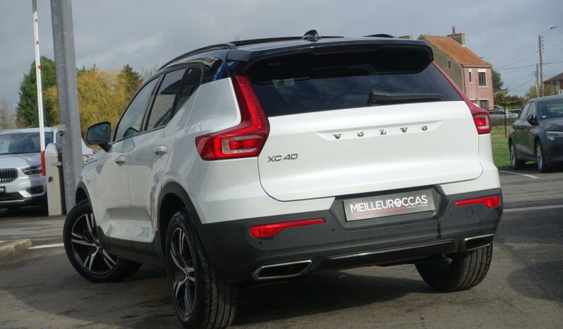 VOLVO XC 40 D4 2.0 L GEARTRONIC AWD 190CH R-DESIGN complet