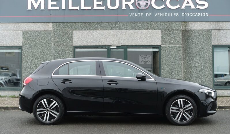 MERCEDES CLASSE A 250 E 8G-DCT 218 CH HYBRIDE RECHARGEABLE complet