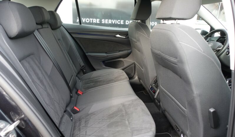 VOLKSWAGEN GOLF VIII HYBRIDE RECHARGEABLE 204 CH  STYLE complet