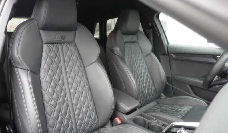 AUDI A3 SPORTBACK 45 COMPETITION TFSI E TRON S-TRONIC 245 CH HYBRIDE RECHARGEABLE S-LINE complet