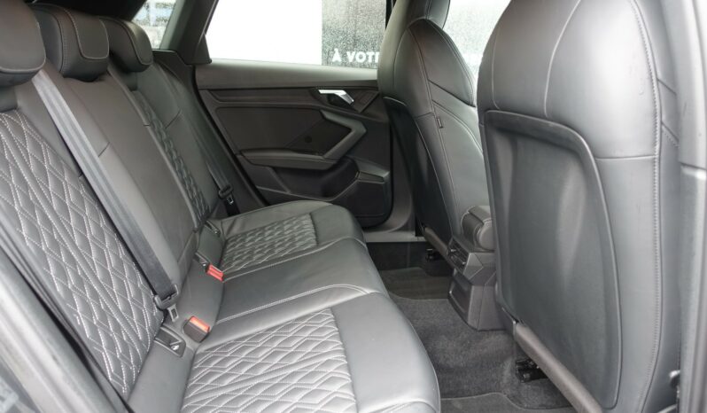 AUDI A3 SPORTBACK 45 COMPETITION TFSI E TRON S-TRONIC 245 CH HYBRIDE RECHARGEABLE S-LINE complet