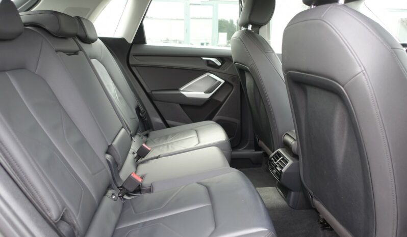 AUDI Q3 35 TDI 150 CH S-TRONIC complet