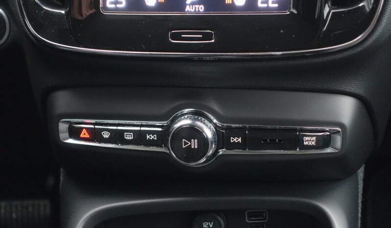 VOLVO XC 40 T4 HYBRIDE RECHARGEABLE GEARTRONIC 211 CH  INSCRIPTION complet