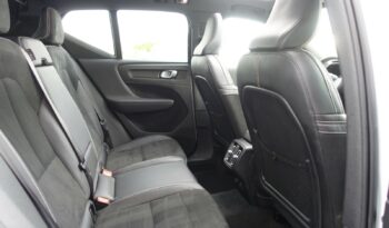 VOLVO XC 40 D4 2.0 L GEARTRONIC AWD 190CH R-DESIGN complet