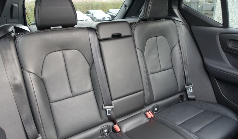 VOLVO XC 40 D3 2.0 L GEARTRONIC 150CH MOMENTUM complet