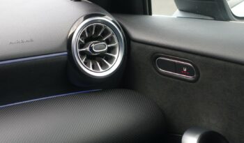 MERCEDES CLASSE A 250 E 8G-DCT 218 CH HYBRIDE RECHARGEABLE AMG-LINE complet