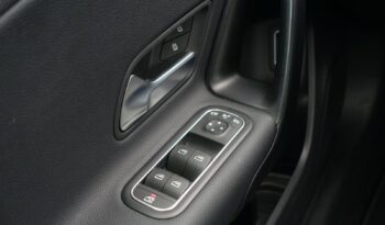 MERCEDES CLASSE A 250 E 8G-DCT 218 CH HYBRIDE RECHARGEABLE AMG-LINE complet