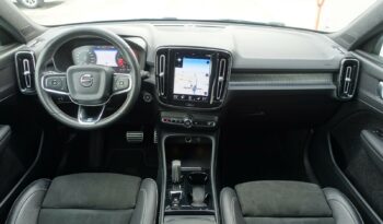 VOLVO XC 40 D4 2.0 L GEARTRONIC AWD 190CH R-DESIGN complet