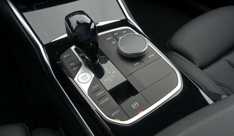 BMW 330 EA TOURING HYBRIDE RECHARGEABLE 292 CH complet