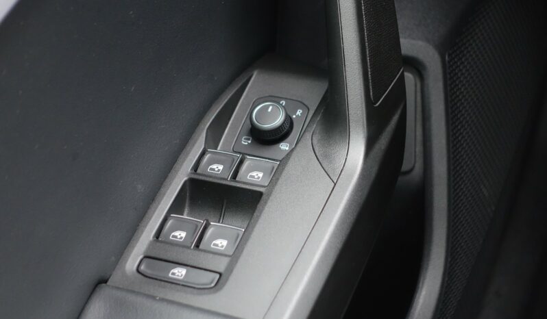 SEAT LEON E-HYBRIDE DSG 204 CH  FR complet