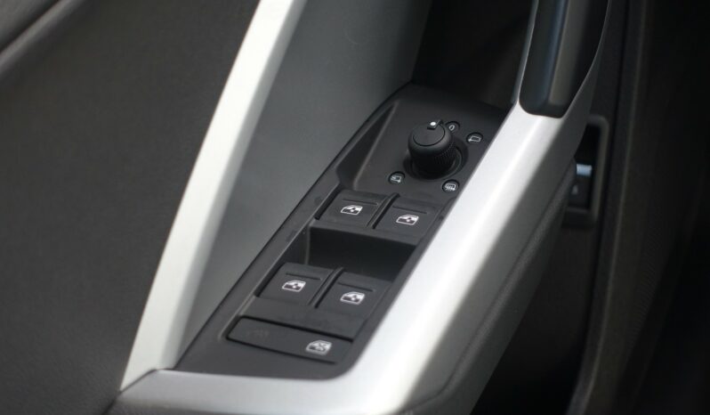 AUDI Q3 SPORTBACK 45 TFSI E S-TRONIC 245 CH HYBRIDE RECHARGEABLE complet