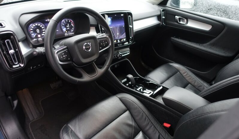 VOLVO XC 40 T4 HYBRIDE RECHARGEABLE GEARTRONIC 211 CH  INSCRIPTION complet