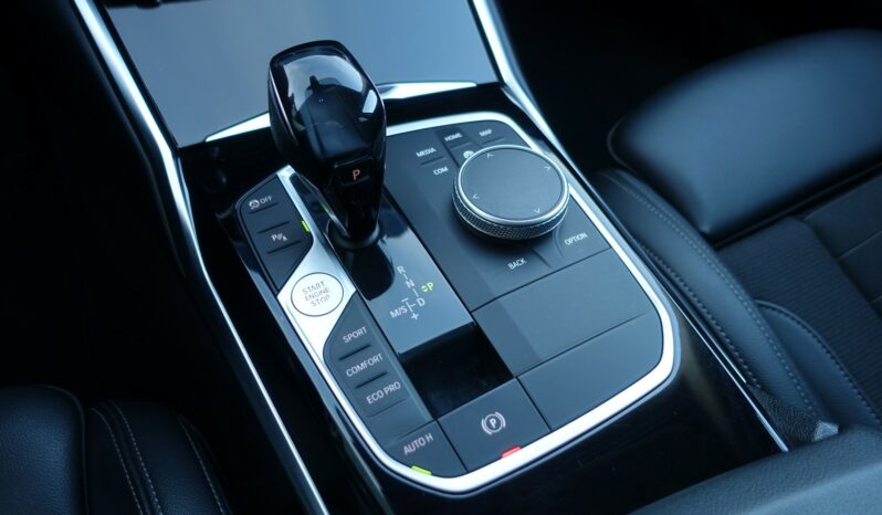 BMW 320 DA TOURING SERIE 3 163 CH MHEV BVA complet