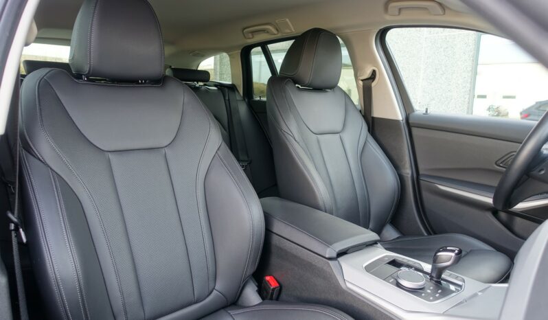 BMW 330 EA E-DRIVE HYBRIDE BVA 184 CH THERMIQUE + 110 CH ÉLECTRIQUE complet