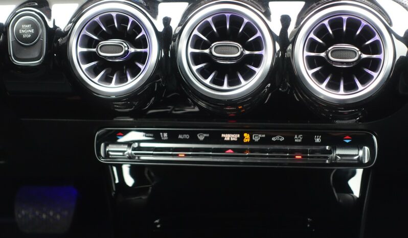 MERCEDES CLASSE A 250 E 8G-DCT 218 CH HYBRIDE RECHARGEABLE complet