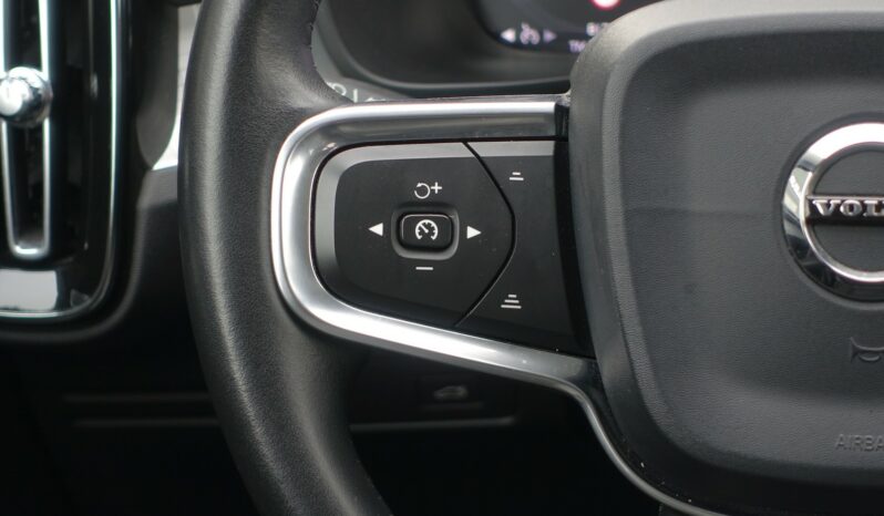 VOLVO XC 40 D3 2.0 L GEARTRONIC 150CH MOMENTUM complet