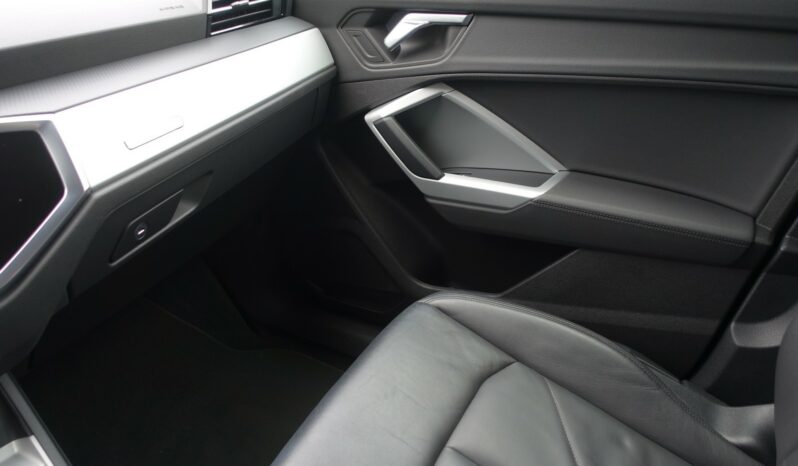 AUDI Q3 35 TDI 150 CH S-TRONIC complet