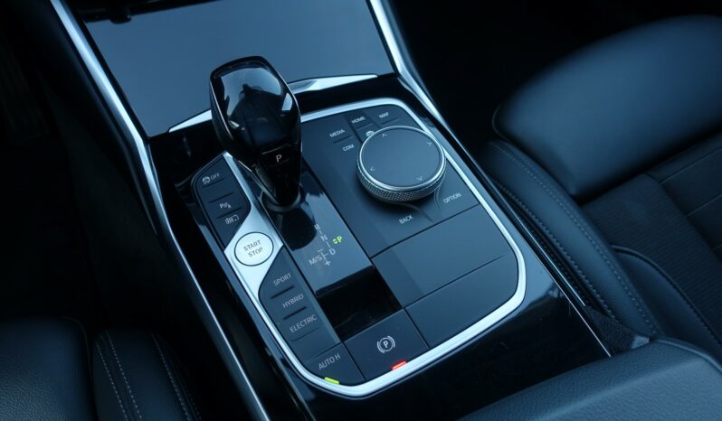 BMW 330 EA TOURING E-DRIVE HYBRIDE RECHARGEABLE BVA 184 CH + 83 KW complet