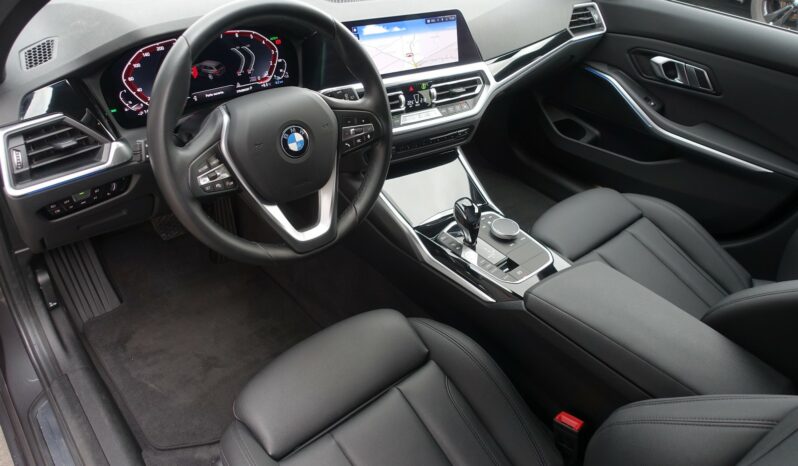 BMW 330 EA TOURING HYBRIDE RECHARGEABLE 292 CH complet