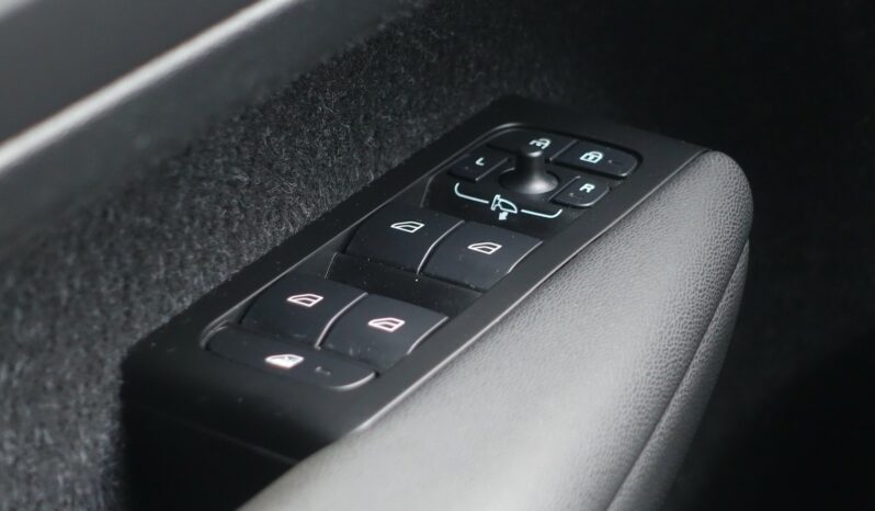 VOLVO XC 40 T5 HYBRIDE RECHARGEABLE GEARTRONIC 262 CH ( 180 CH + 82 CH )  R-DESIGN complet