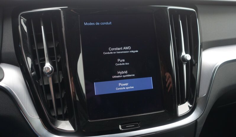 VOLVO V 60 T6 AWD GEARTRONIC 340CH HYBRIDE RECHARGEABLE  INSCRIPTION complet
