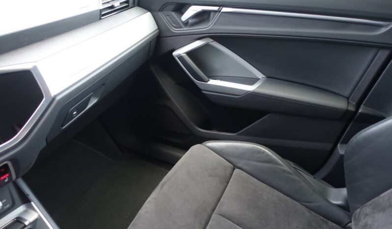 AUDI Q3 35 TFSI 150 CH S-TRONIC complet