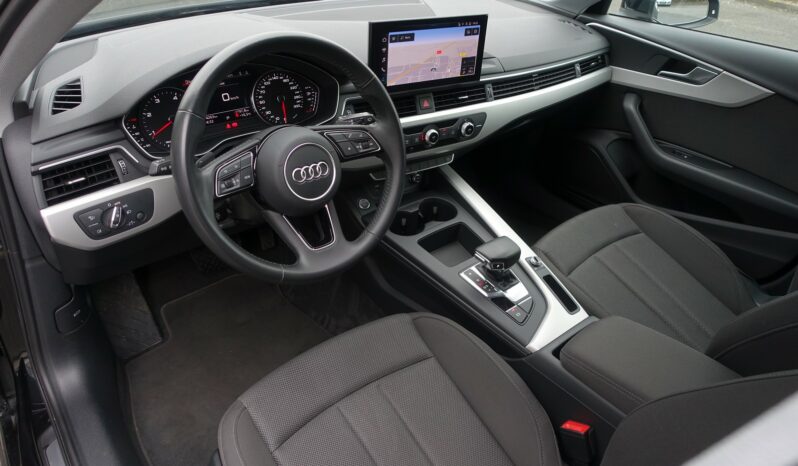 AUDI A4 AVANT 30 TDI MHEV PHASE 2 S-TRONIC complet